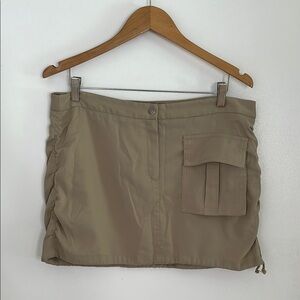 BCBGMAXAZRIA vintage Y2K Utility Cargo Mini Skirt Size 12 – khaki Streetwear